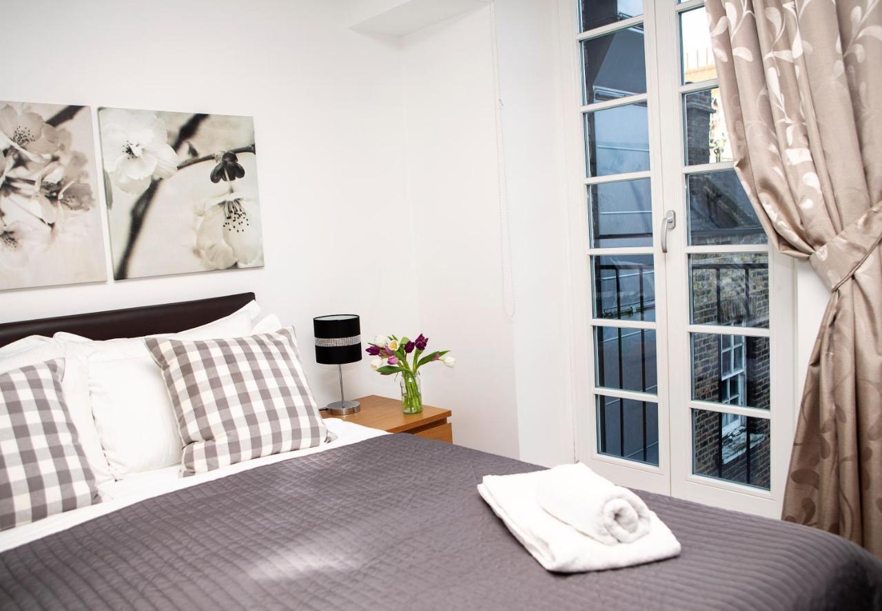 Apt 3, Trafalgar Sq Duplex, 3Rd & 4Th Floor By Indigo Flats Londen Buitenkant foto
